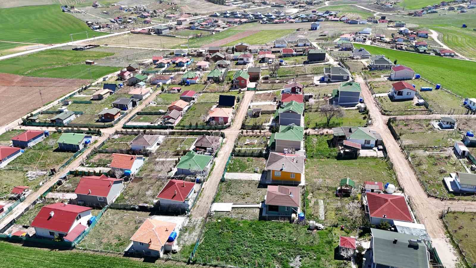 Hobi bahçesi sahipleri bahçelerindeki yapıların yıkılmamasını istiyor
