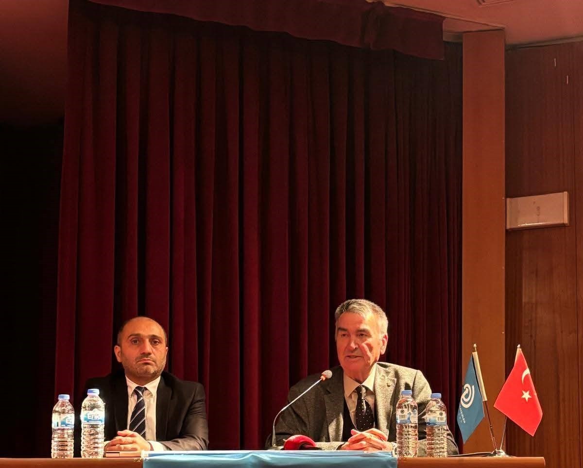 Hoca Ahmet Yesevi’nin ‘Türk Devlet Geleneği’ndeki Rolü’ adlı panel yoğun ilgi gördü
Hoca Ahmet Yesevi’nin ‘Türk Devlet Geleneği’ndeki Rolü’ adlı panel yoğun ilgi gördü