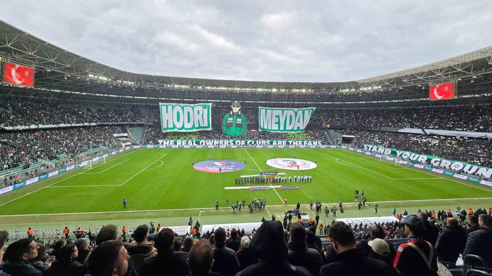 Hodri Meydan’dan Beşiktaş maçına özel koreografi
