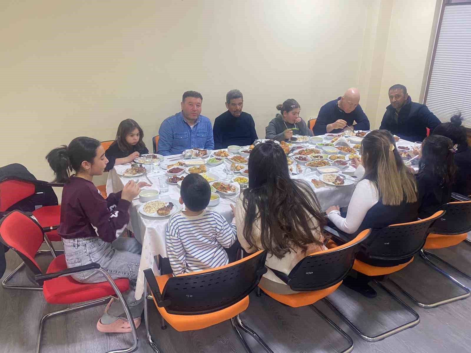 Hollanda’dan Kırşehir’deki ihtiyaç sahiplerine destek
