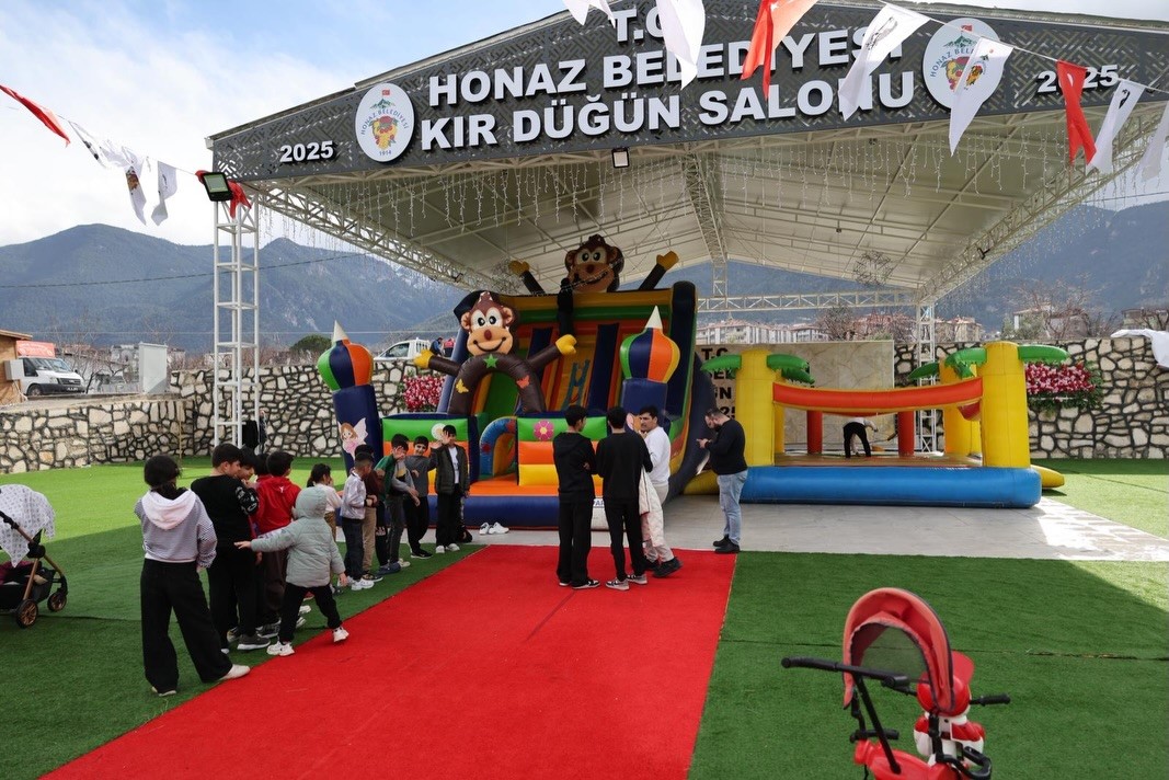 Honaz Belediyesinden çocuklara sömestr şenliği
