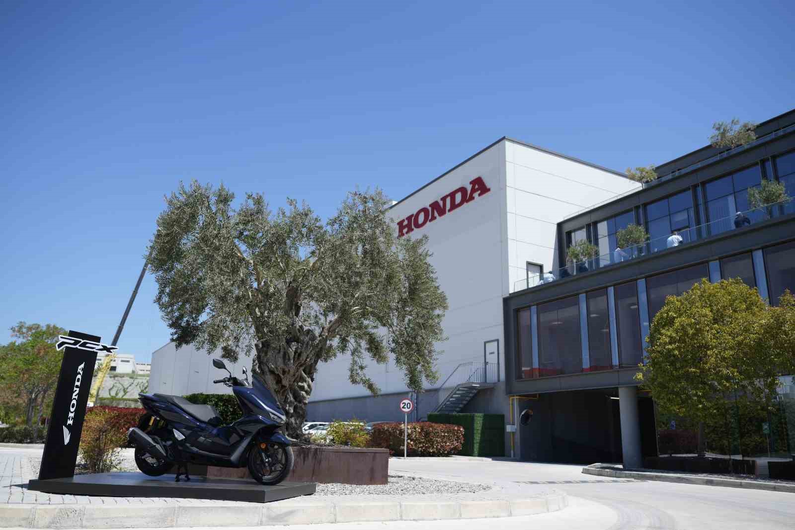Honda Türkiye’den dev yatırım: Aliağa’da motosiklet fabrikası üretime başladı
