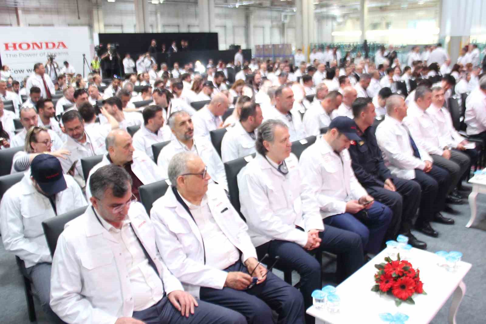 Honda Türkiye’den dev yatırım: Aliağa’da motosiklet fabrikası üretime başladı
