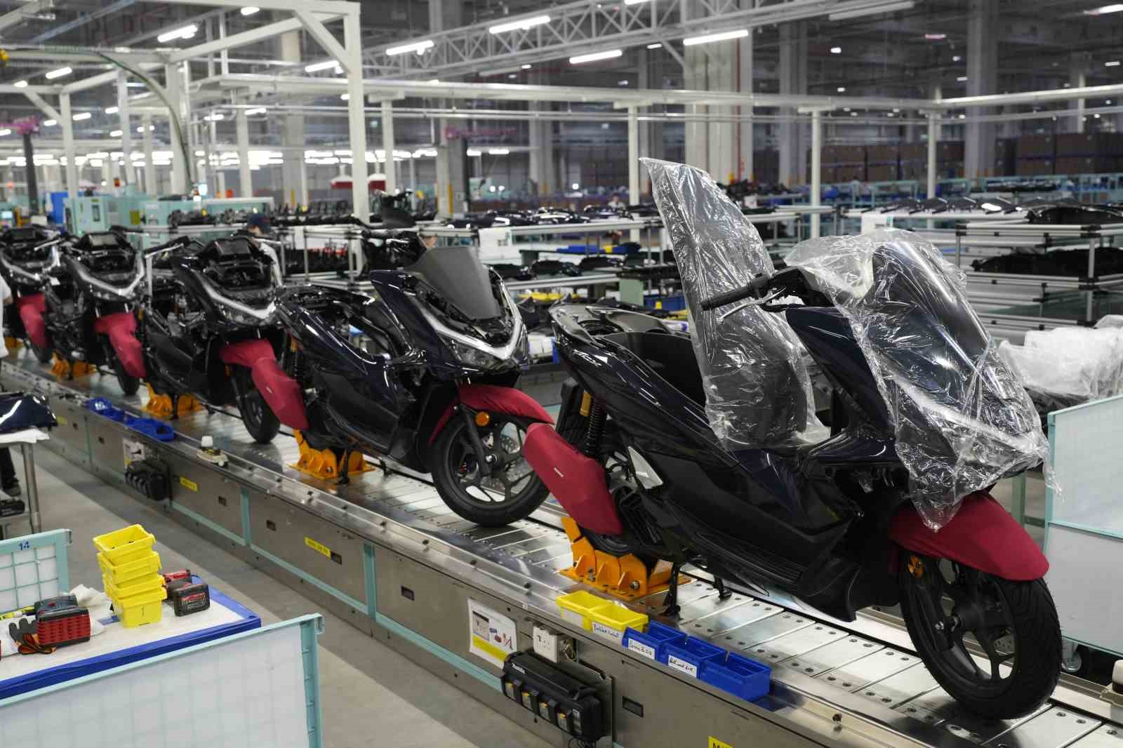 Honda Türkiye’den dev yatırım: Aliağa’da motosiklet fabrikası üretime başladı
