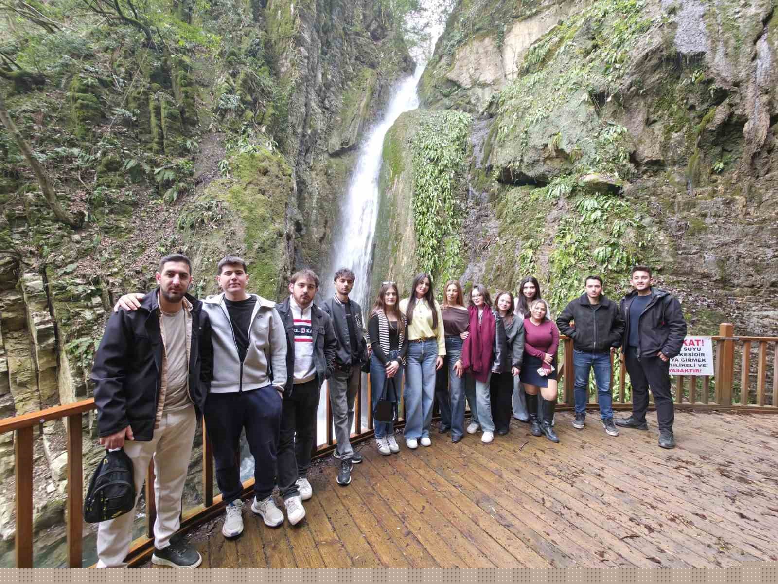 Hukuk öğrencileri Akçakoca’yı gezdi
