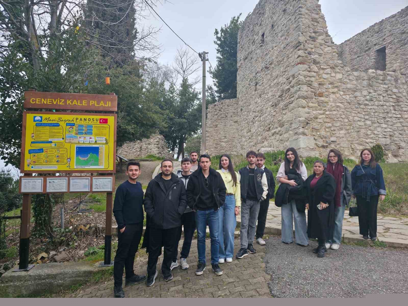 Hukuk öğrencileri Akçakoca’yı gezdi
