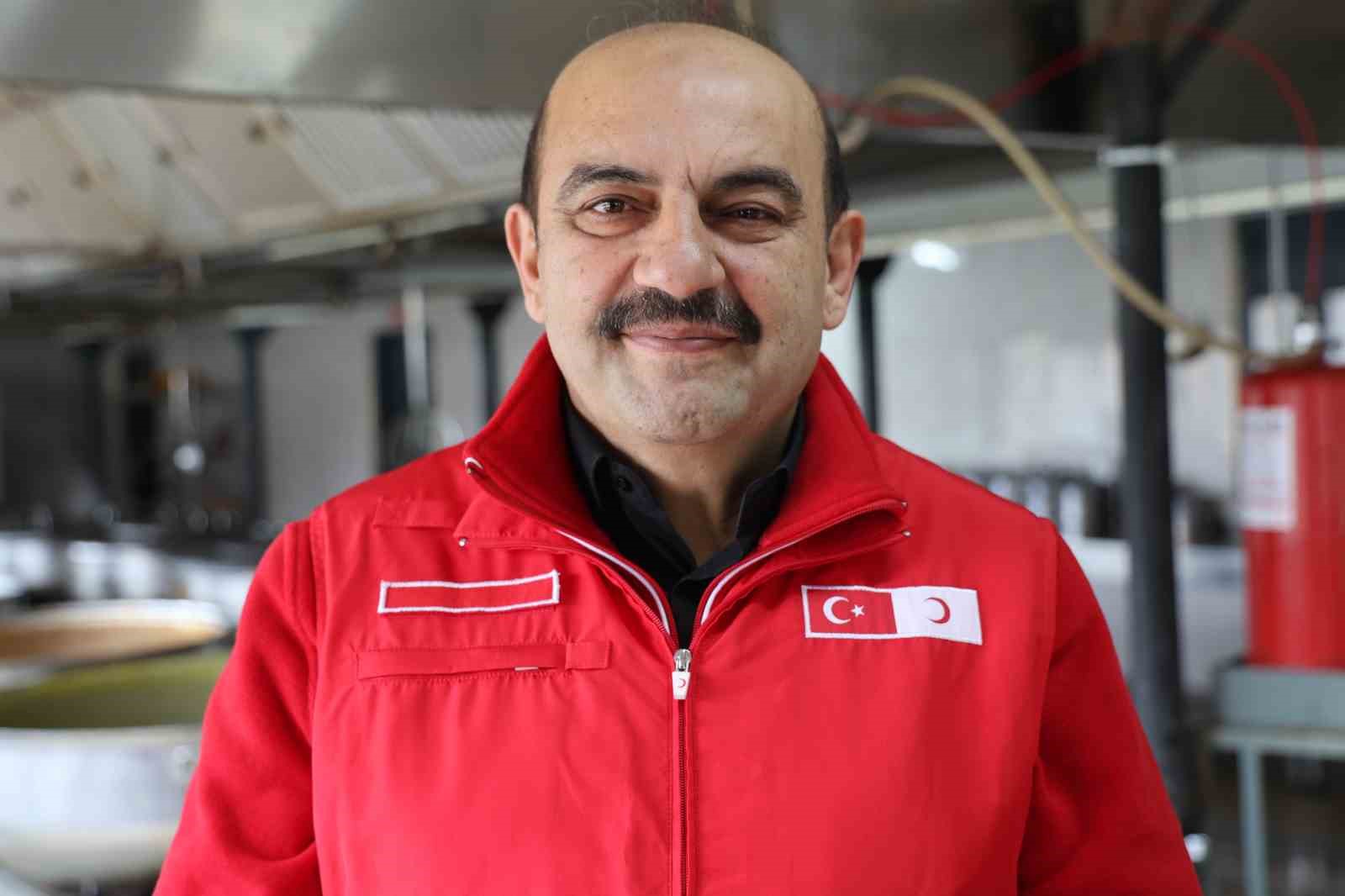 Hükümlülerce hazırlanan iftar yemeği 3 bin kişiye ulaştırılıyor
