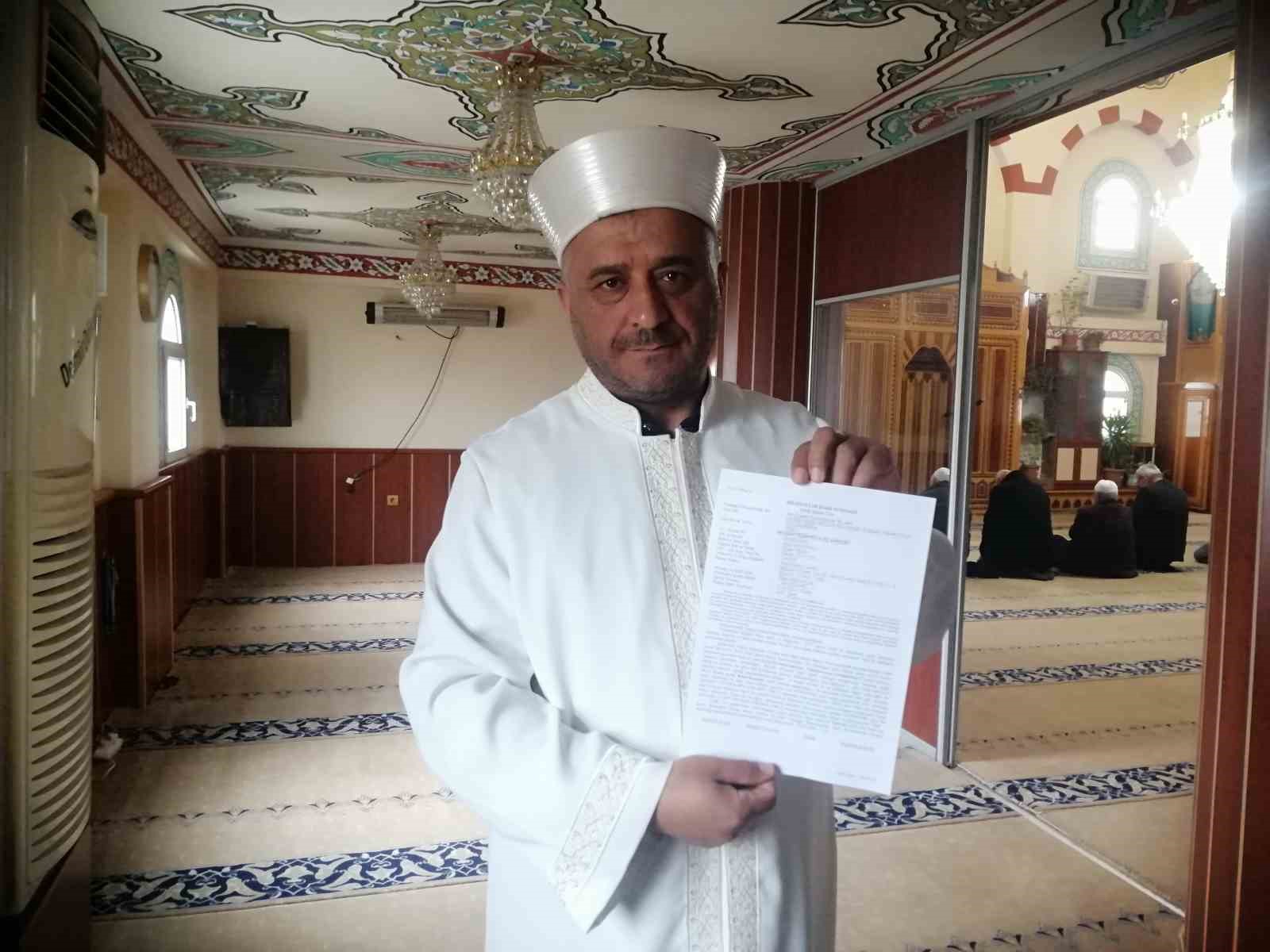 Hurafeye karşıydı, adına açılan sahte hesapla hurafe pazarlandı
