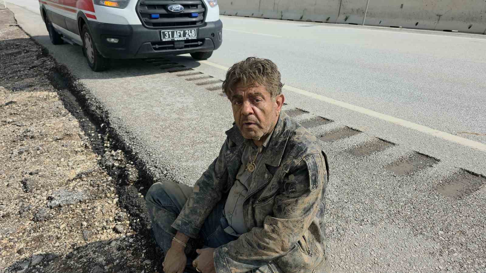 Hurdaya dönen araçtan burnu kanamadan çıkan doktor: "Verilmiş sadakam varmış"
