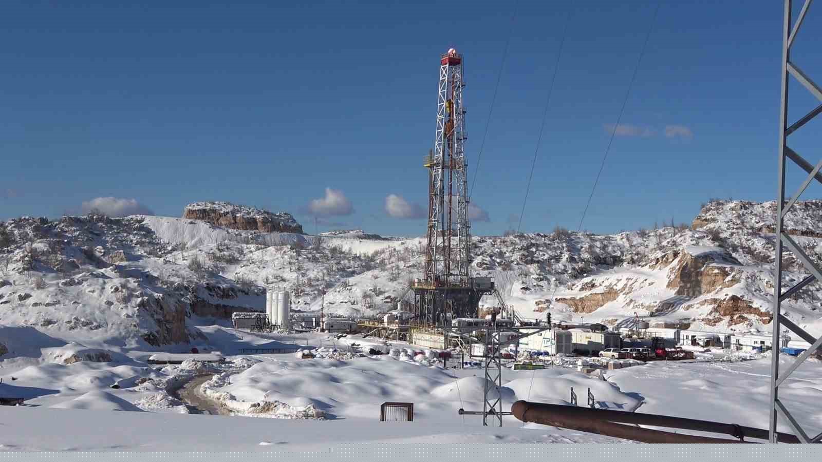 Hürmüz kapandı, Gabar stratejik güç oldu
