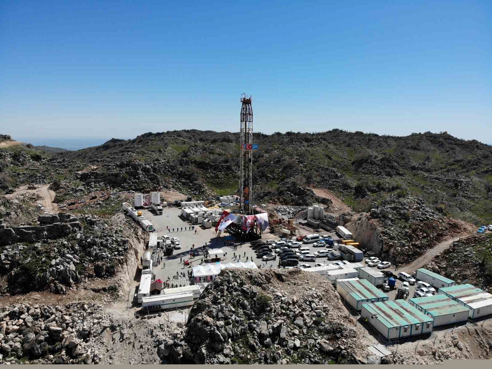 Hürmüz kapandı, Gabar stratejik güç oldu
