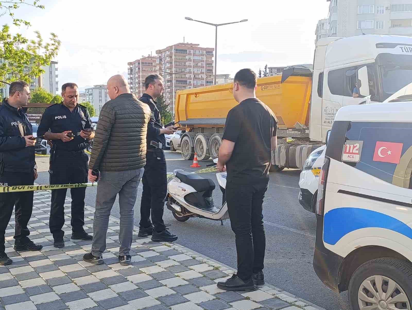 Husumetlisine ateş açtı, yoldan geçen iki çocuk yaralandı
