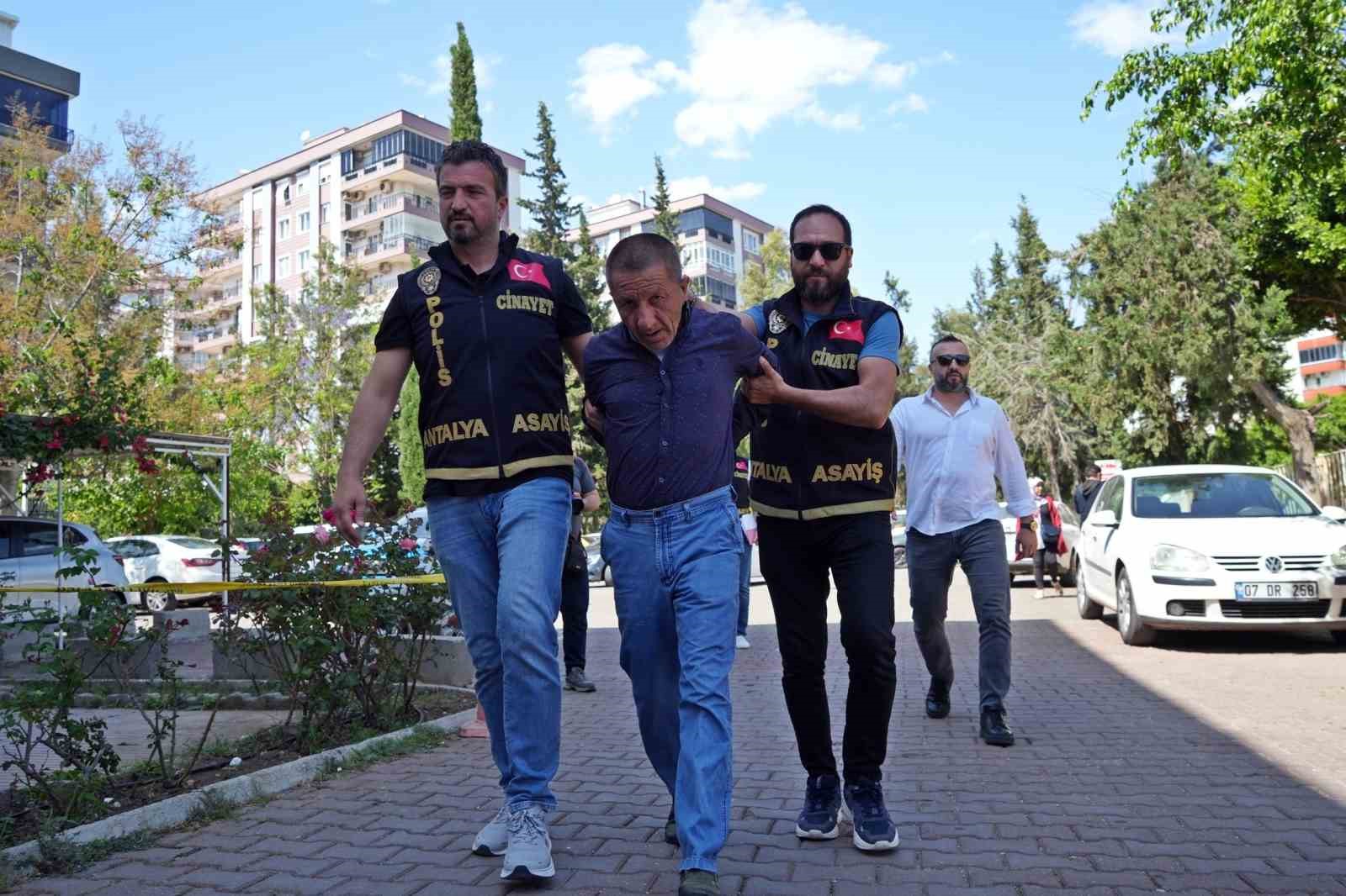 Huzurevinde meyve bıçaklı katliamda ölen 3 kişi için 3 kez ağırlaştırılmış müebbet
