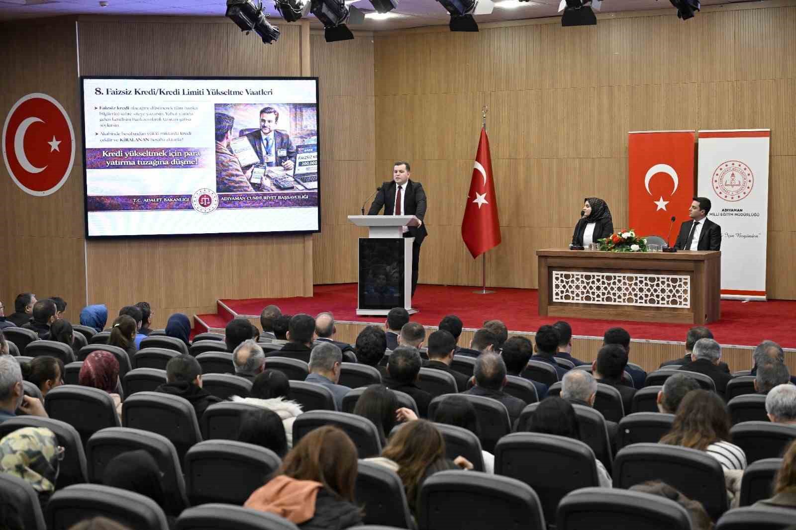 İBAN’ların üçüncü kişilere kullandırılmaması için öğrencilere seminer verildi
