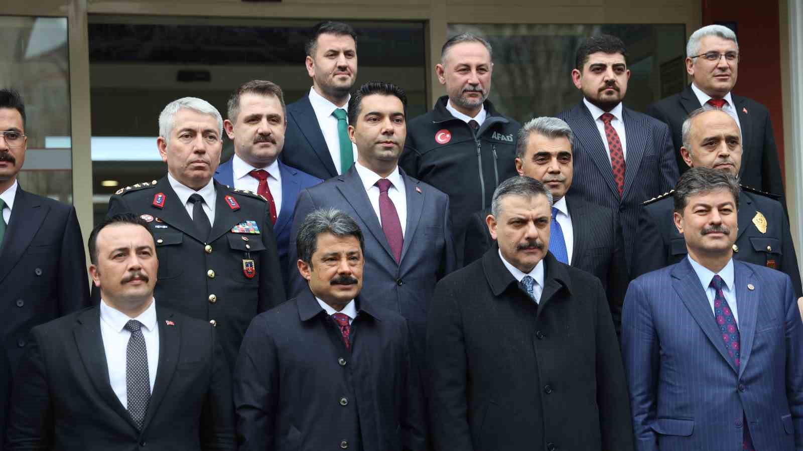 İçişleri Bakanı Çiftçi: "Herkes endişe içerisindeyken bizim öyle bir tasamız yok, başımızda bir dünya lideri var"
