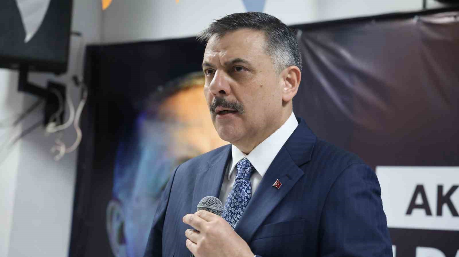 İçişleri Bakanı Çiftçi: "Herkes endişe içerisindeyken bizim öyle bir tasamız yok, başımızda bir dünya lideri var"
