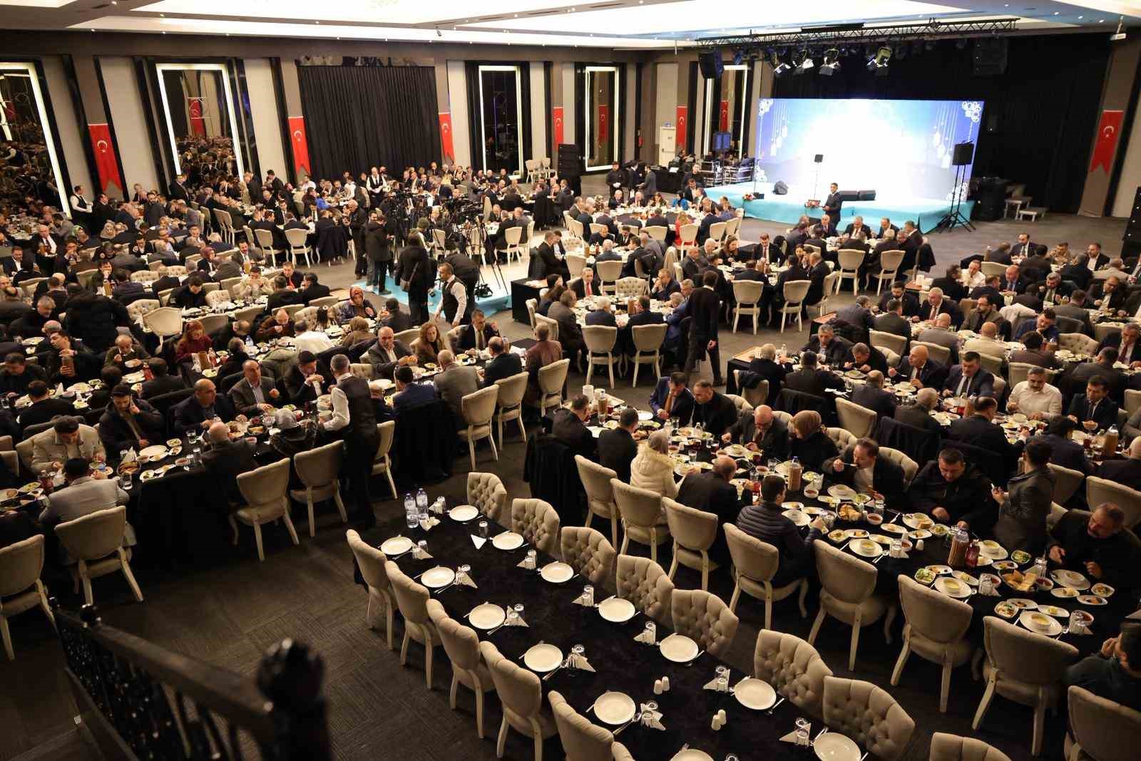 İçişleri Bakanı Çiftçi: "Suçu kaynağında kurutacak stratejiler geliştirerek kararlılıkla yolumuza devam edeceğiz"
İçişleri Bakanı Çiftçi: "Suçu kaynağında kurutacak stratejiler geliştirerek kararlılıkla yolumuza devam edeceğiz"