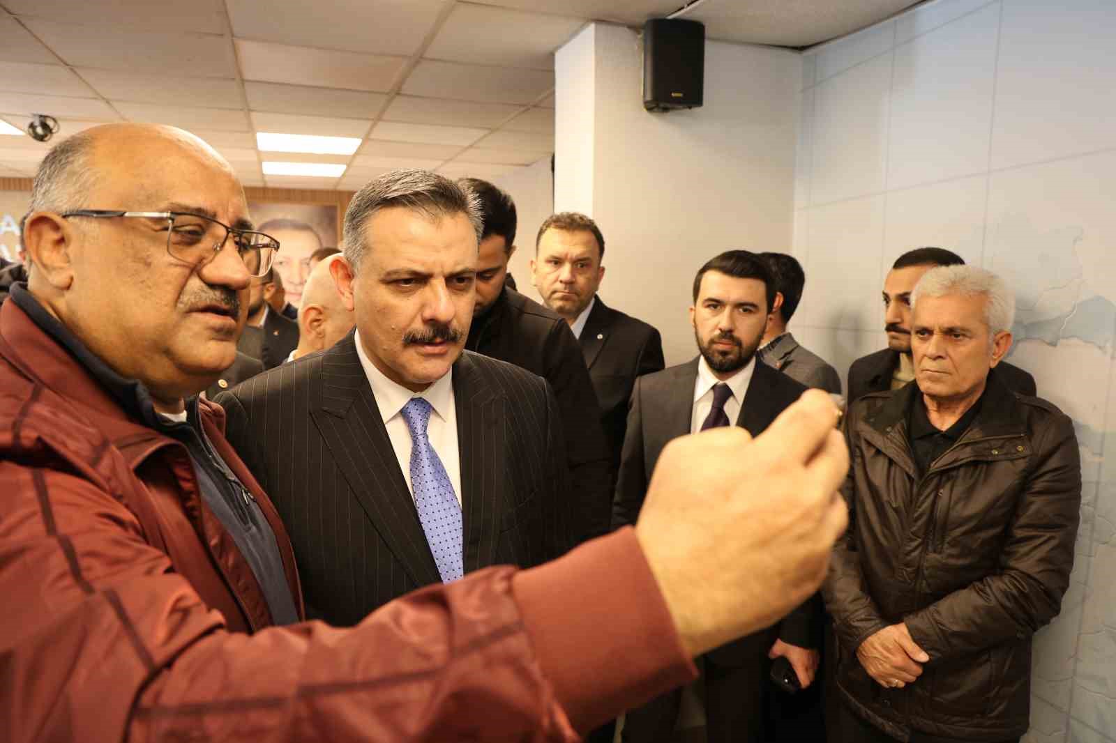 İçişleri Bakanı Mustafa Çiftçi: "Kahramanmaraş’a 19 milyar lira kamu kaynağı transfer edildi"
İçişleri Bakanı Mustafa Çiftçi: "Kahramanmaraş’a 19 milyar lira kamu kaynağı transfer edildi"