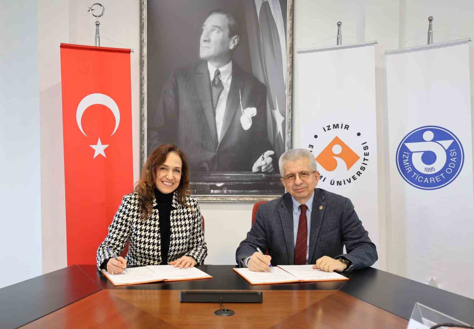 İEÜ ile Karşıyaka buluştu, kazanan çocuklar oldu
İEÜ ile Karşıyaka buluştu, kazanan çocuklar oldu