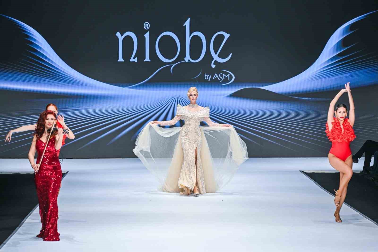 IF Wedding Fashion İzmir’de moda rüzgarı esmeye devam ediyor
IF Wedding Fashion İzmir’de moda rüzgarı esmeye devam ediyor
