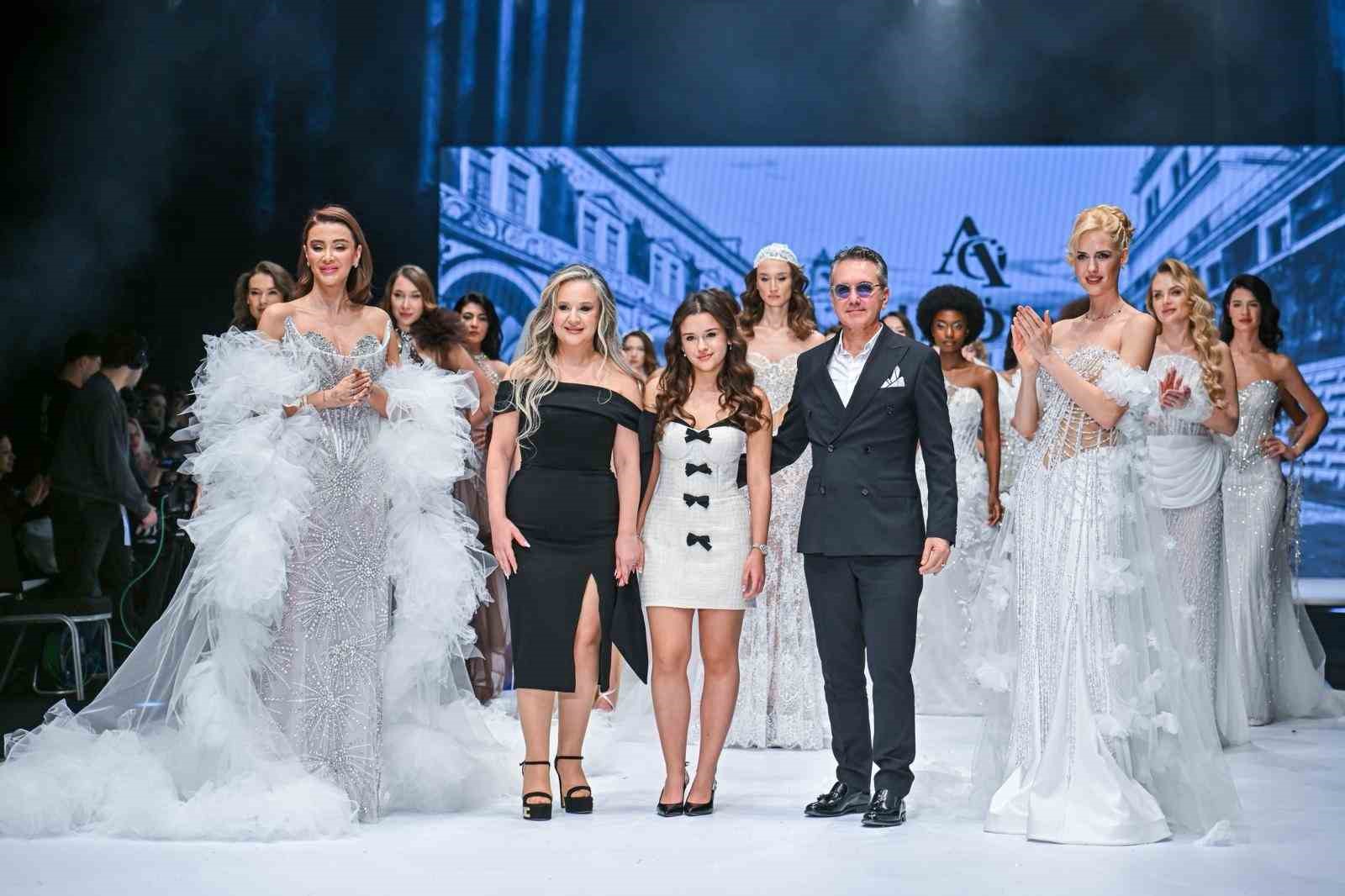 IF Wedding Fashion İzmir’de son gün defileleri beğeni topladı
IF Wedding Fashion İzmir’de son gün defileleri beğeni topladı