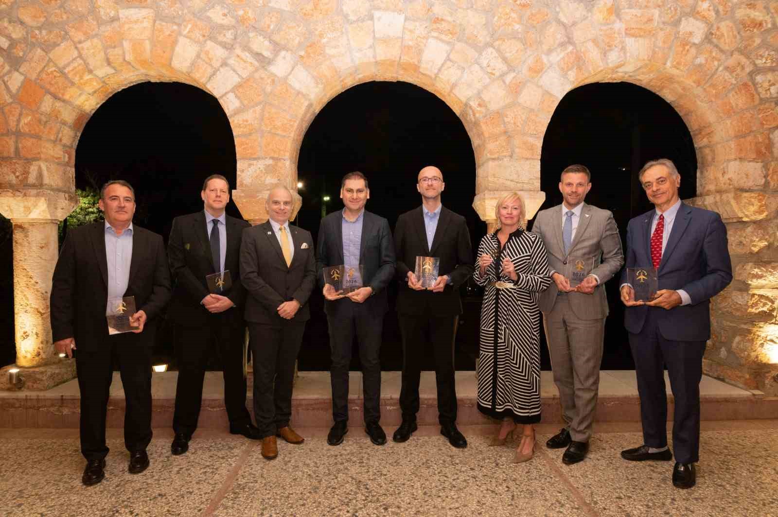 İGA İstanbul Havalimanı, 6’ıncı kez "Yılın Havalimanı" seçildi
İGA İstanbul Havalimanı, 6’ıncı kez "Yılın Havalimanı" seçildi