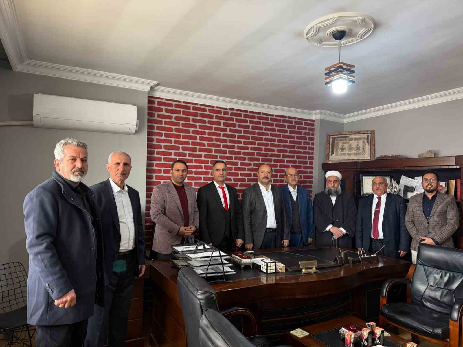 Iğdır’da aşiret liderleri ve kanaat önderlerinden ortak basın açıklaması: "Toplumumuzun ihtiyatlı ve sükûnetli olması elzemdir"
