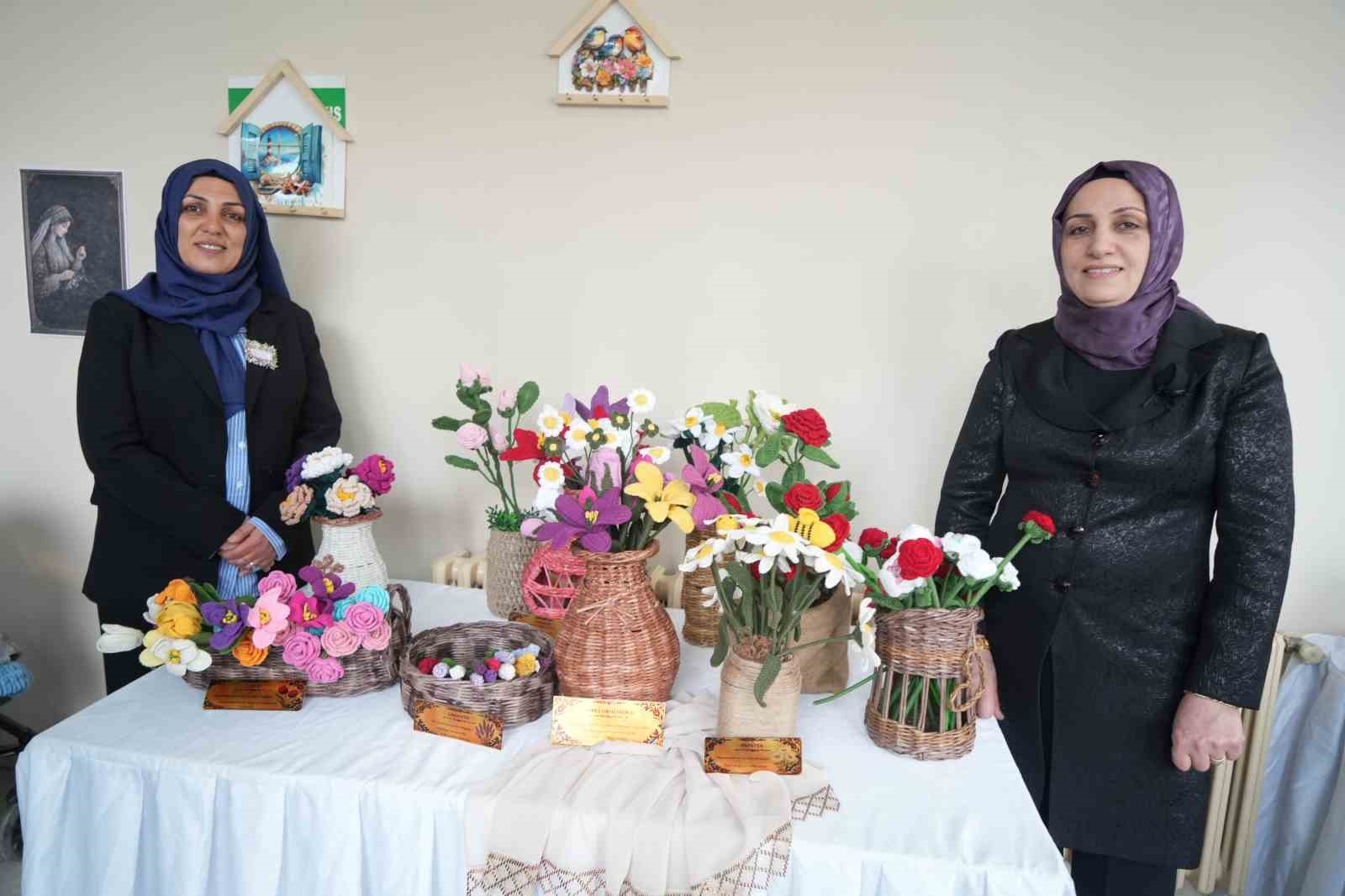 Iğdır’da kadınların el emeği 8 Mart’ta sergilendi
