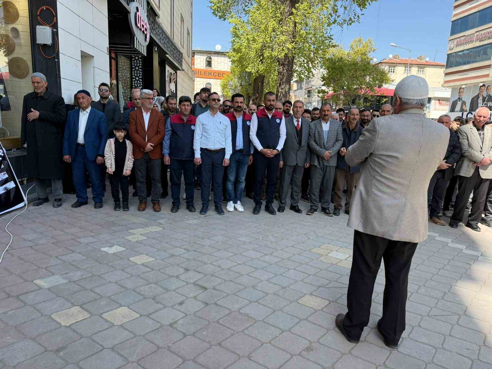 Iğdır’da Kahramanmaraş ve Şanlıurfa’daki saldırılar için gıyabi cenaze namazı
