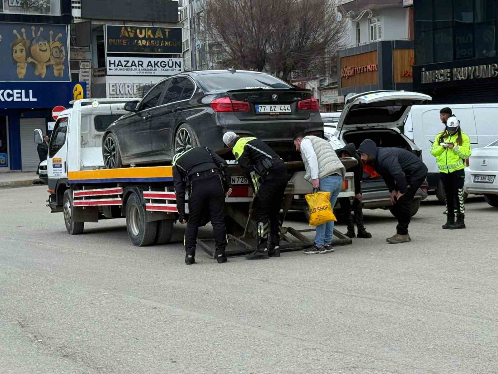 Iğdır’da trafik ekiplerinden denetim
