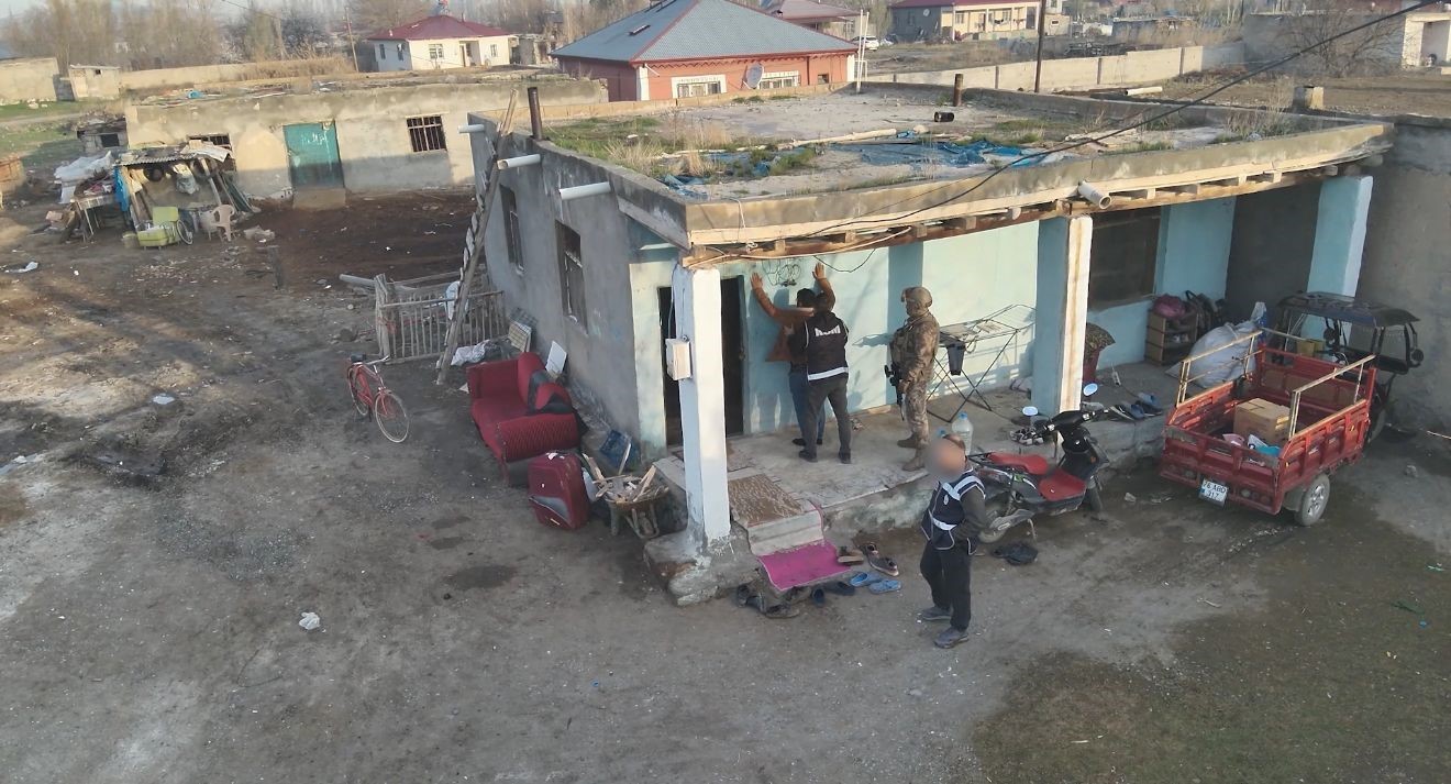 Iğdır’da zehir tacirlerine darbe: 12 adrese operasyon, 9 tutuklama
