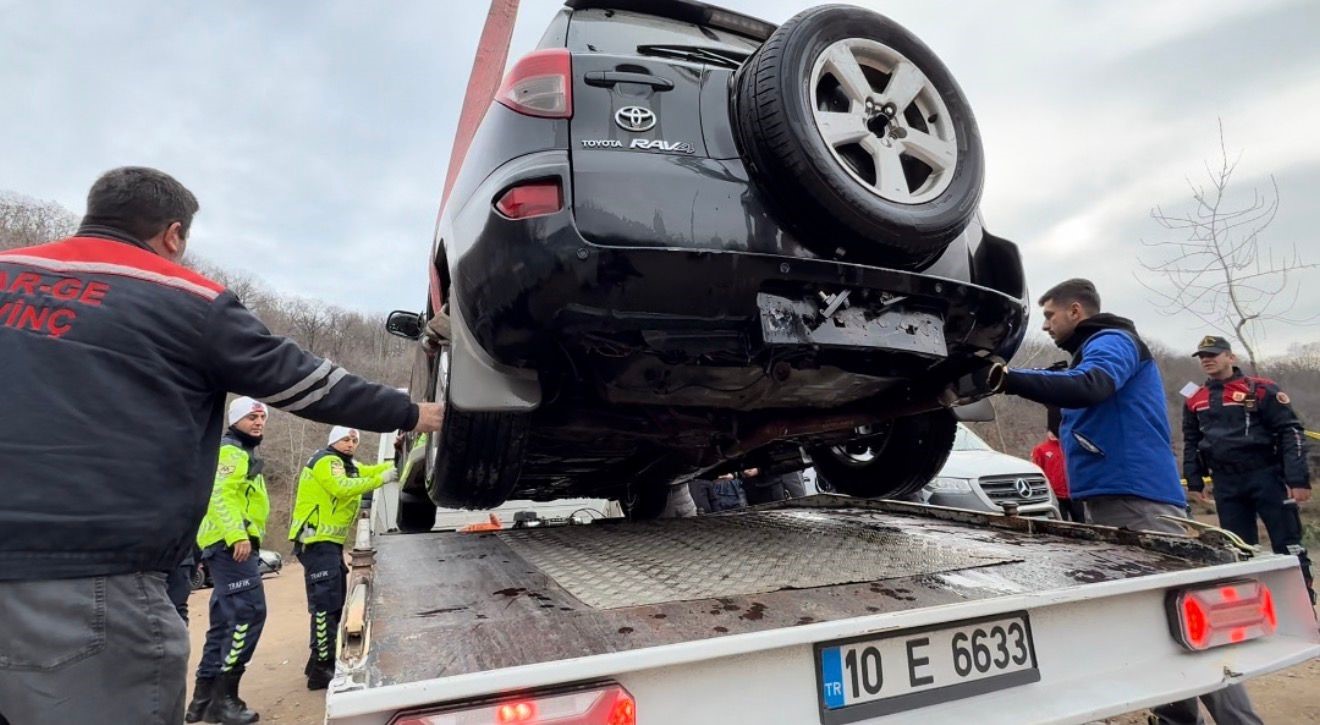 İHA muhabiri görüntüledi: Elif Kumal’ın aracında dikkat çeken şüpheli detaylar
