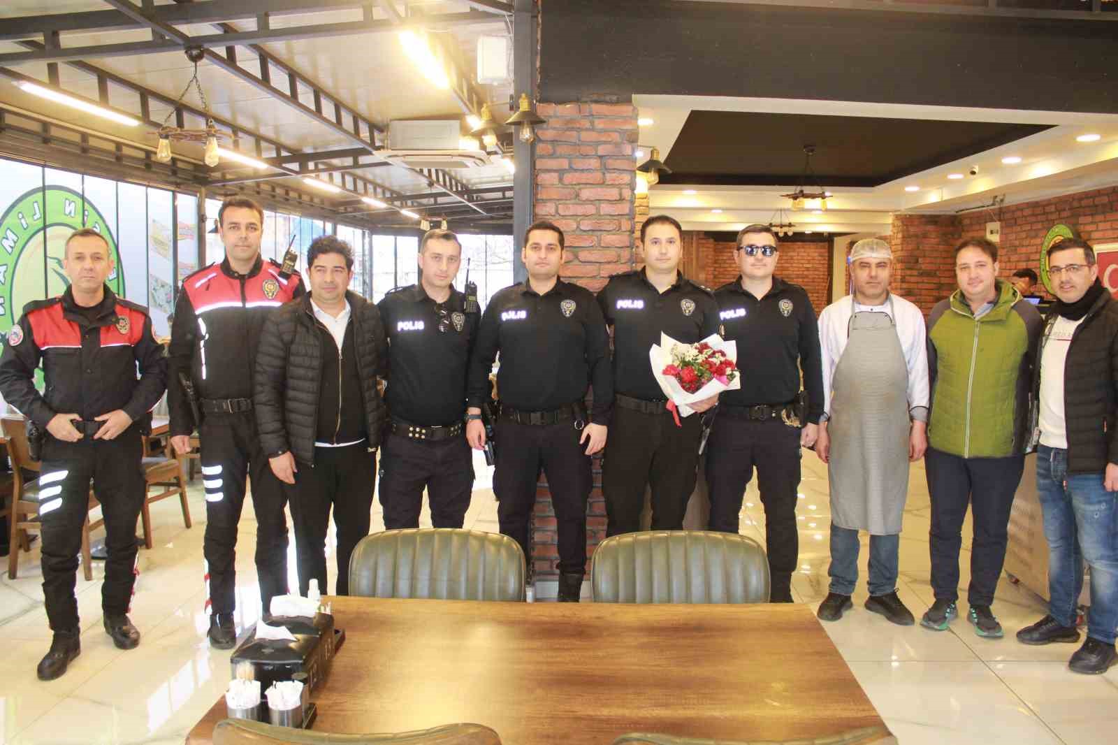 İhbar üzerine gittiler, sürprizle karşılaştılar
