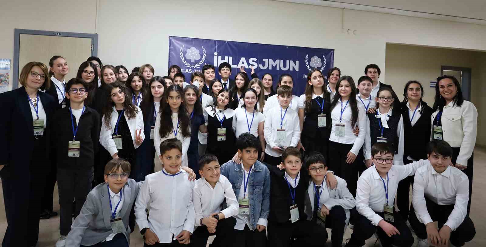 İhlas Jmun’26 Konferansı’nda ‘Diplomaside Küresel Sorumluluk’ tartışıldı
