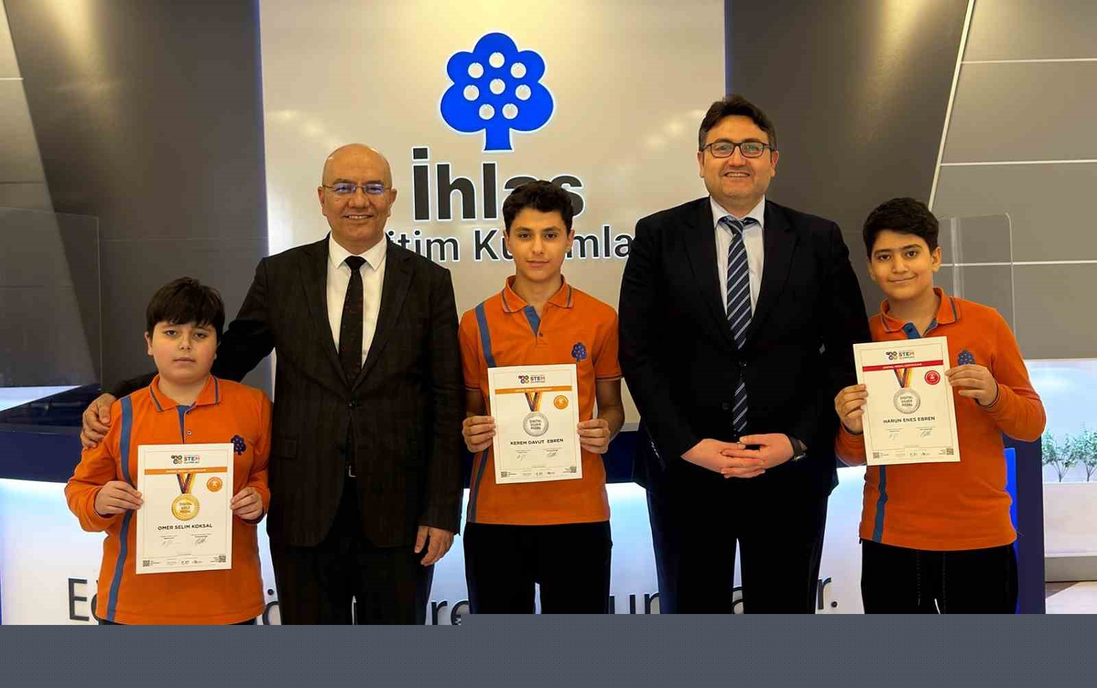 İhlas Koleji öğrencilerinden Uluslararası Stem Olimpiyatları’nda büyük başarı
