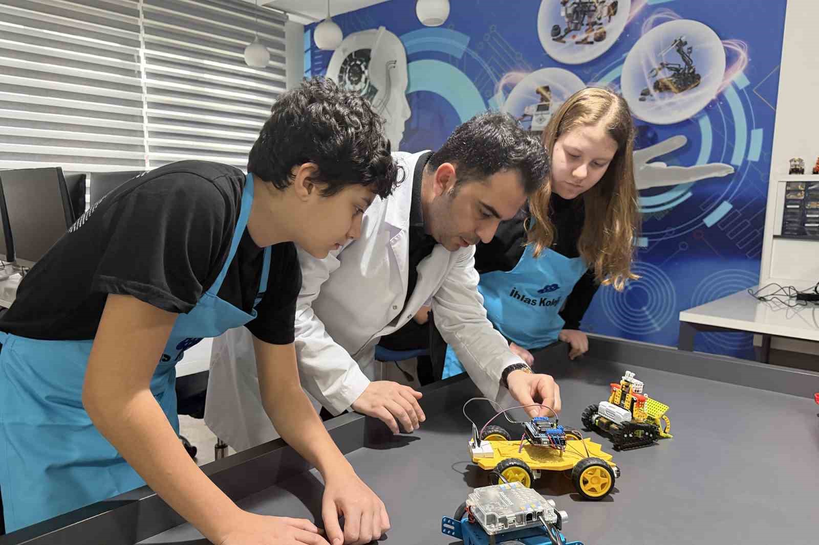 İhlas Koleji’nden yenilikçi bir eğitim modeli: MasterClass Akademi
