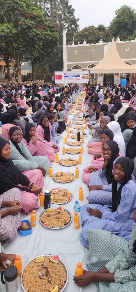 İhlas Vakfı Ramazan ayında yurt içi ve yurt dışı yardım faaliyetlerini sürdürüyor
İhlas Vakfı Ramazan ayında yurt içi ve yurt dışı yardım faaliyetlerini sürdürüyor