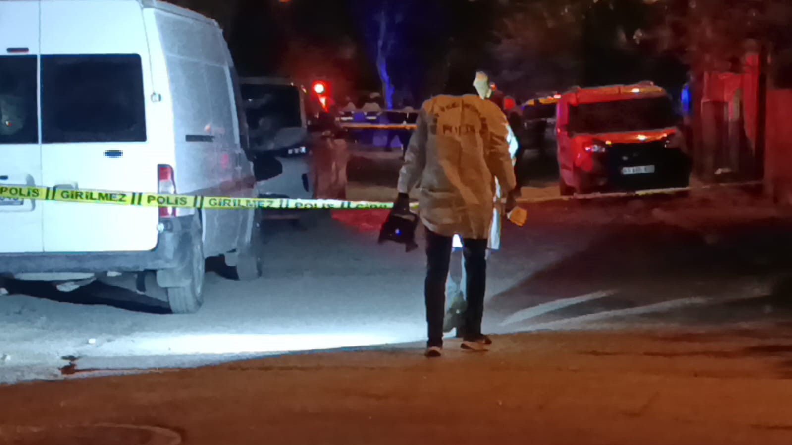 İki aile arasında silahlı kavga: 6 yaralı
