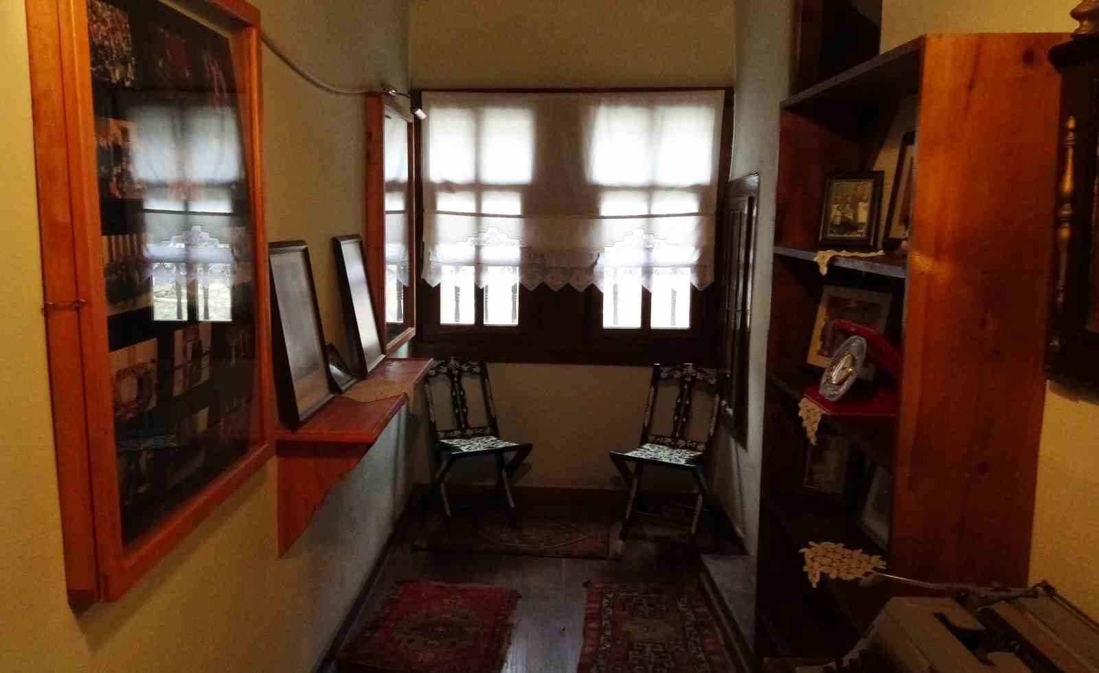 İki asırlık Emiroğlu Konağı tarihe ışık tutuyor
