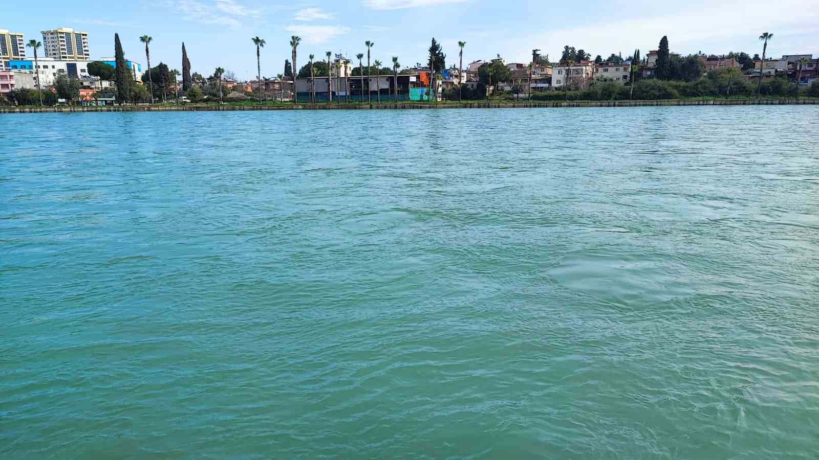 İki ayda gelen yağış barajı doldurdu: Seyhan Nehri coştu
