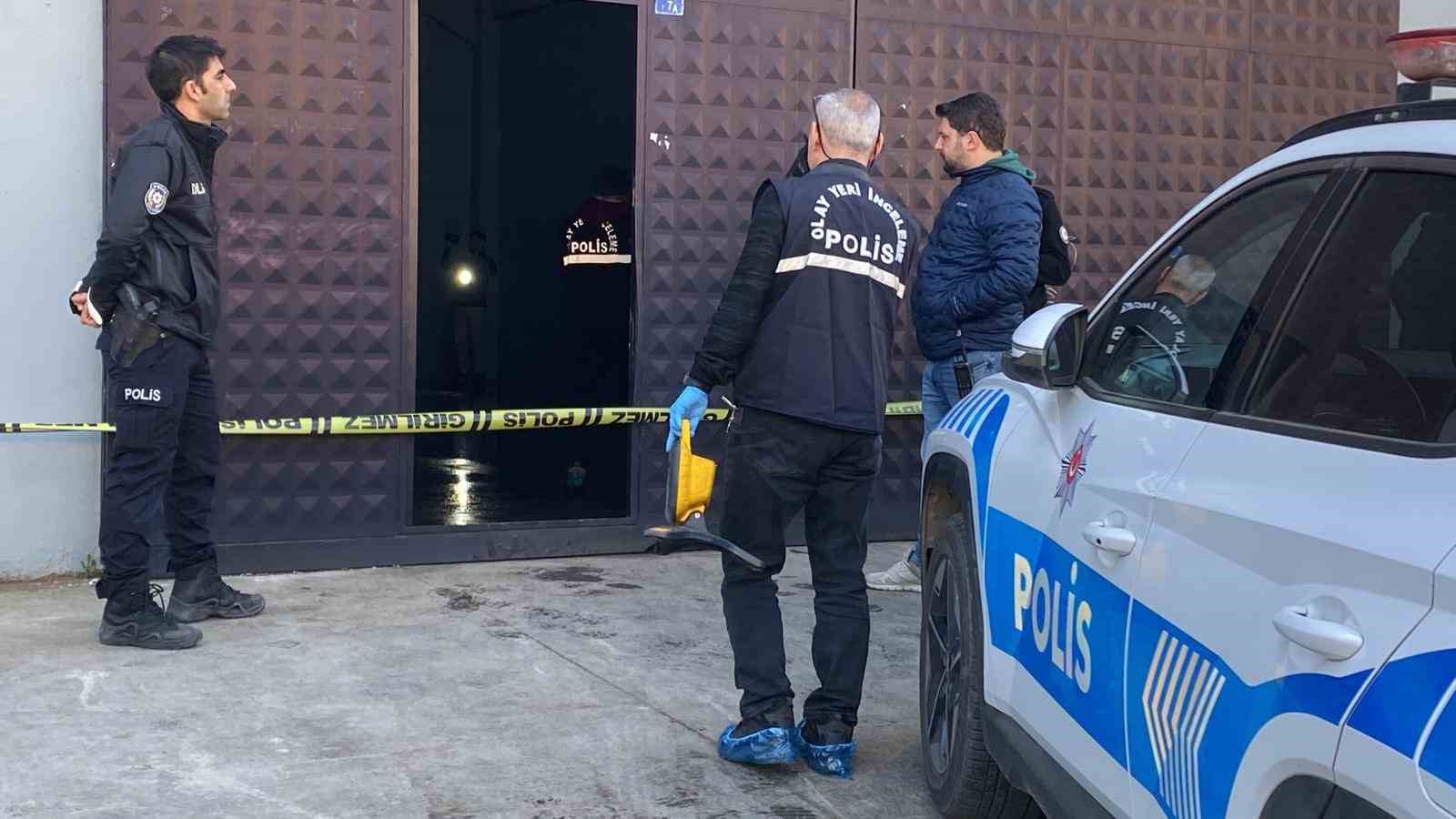 İki gün önce kiraladığı iş yerinde ölü bulundu
