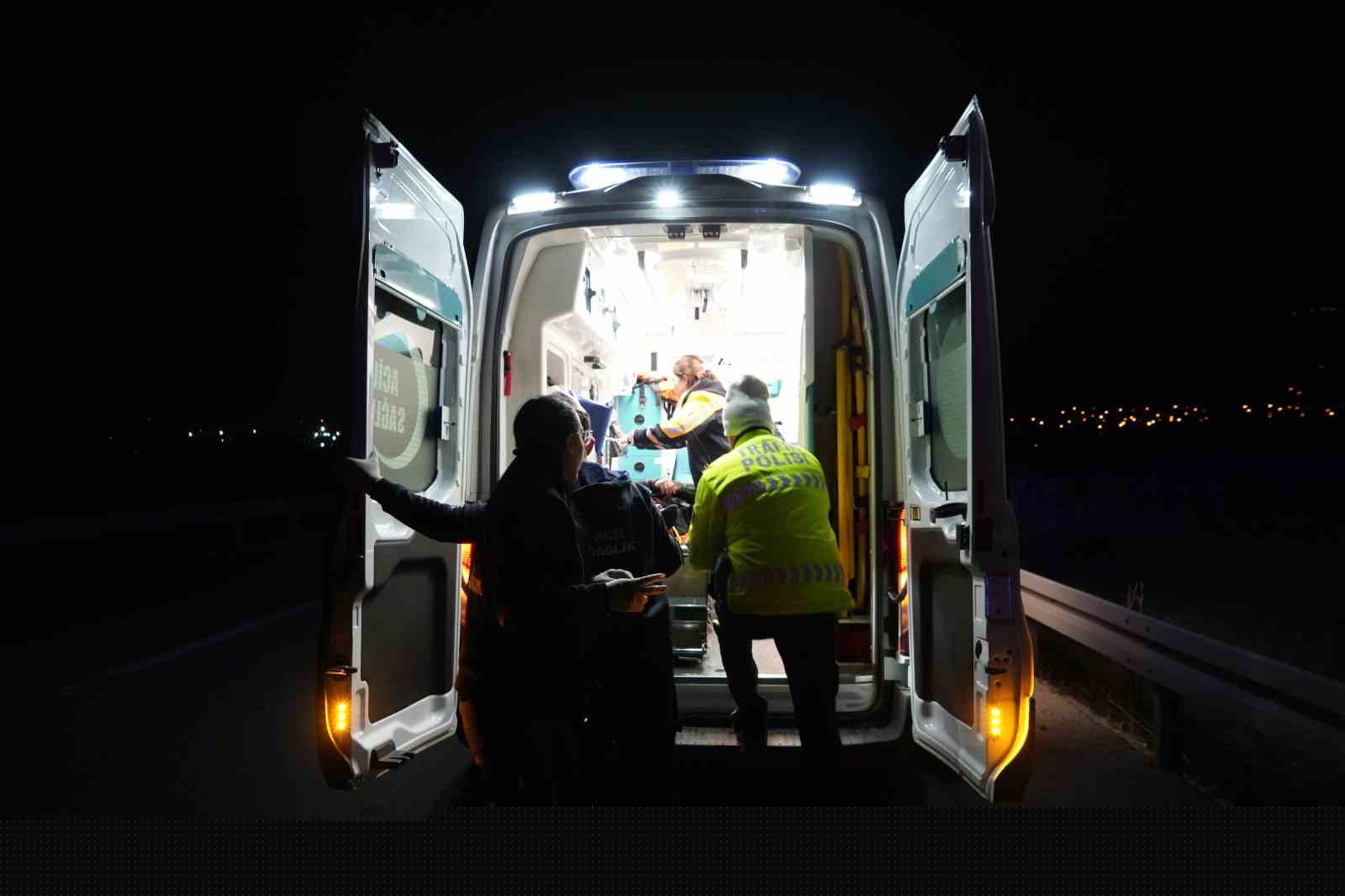 İki motosiklet çarpıştı: Dayı-yeğen yaralandı
