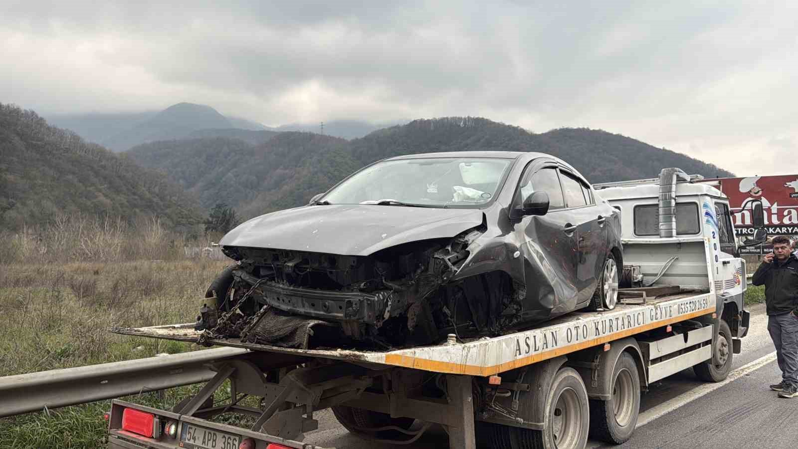 İki tır çarpıştı, D-650 savaş alanına döndü
