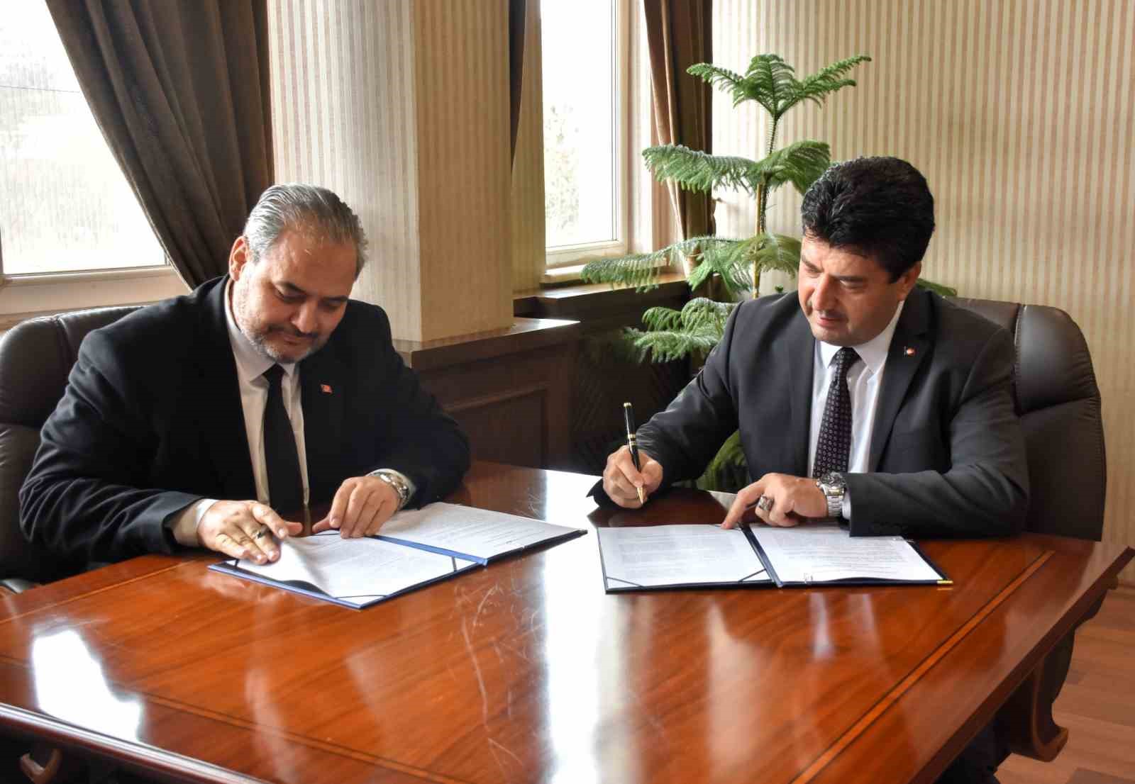 İki üniversite laboratuvar ve altyapı imkanlarını ortak kullanacak
