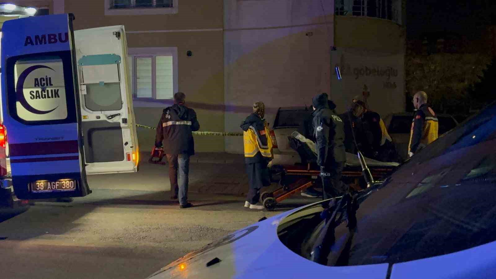 İkinci kattan düşen yaşlı kadın hayatını kaybetti
