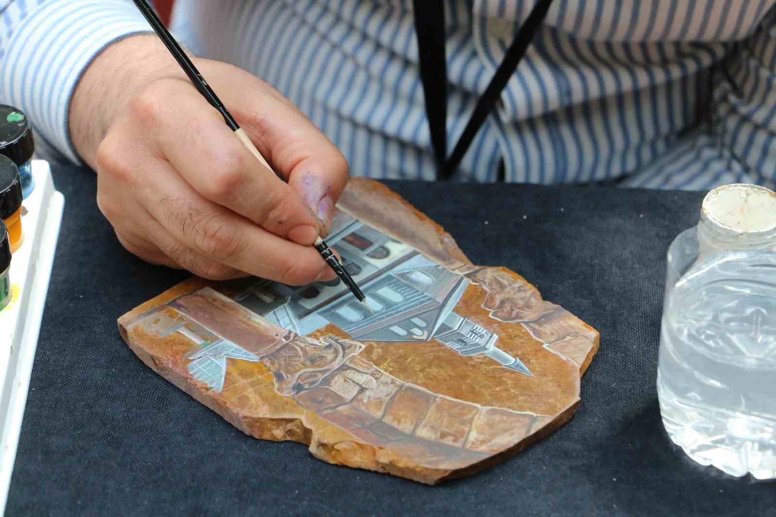 "İl İl Türkiye Sergisi" Diyarbakır’da sanatseverlerle buluştu
