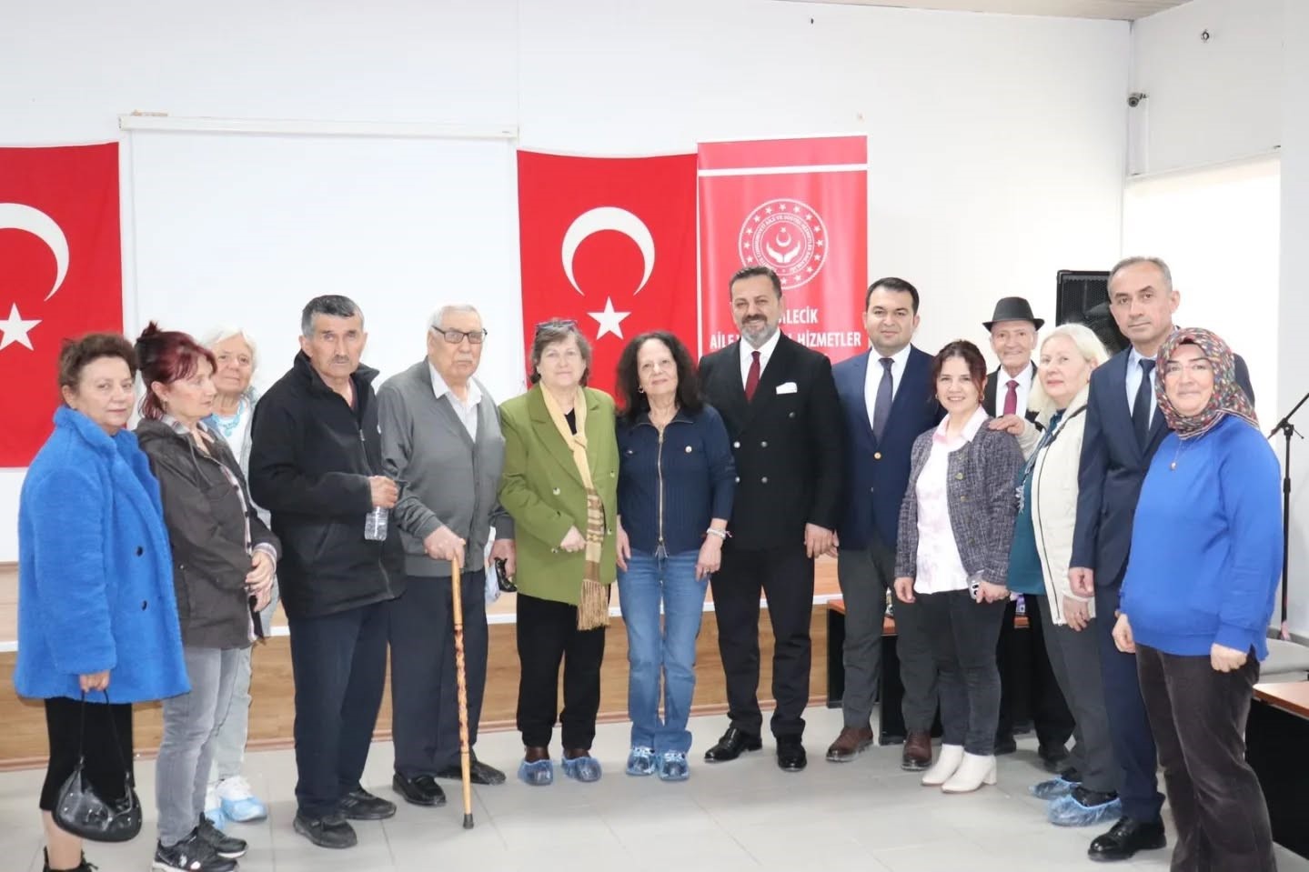 İl Müdürü İlhan Bilecik Huzurevi’ni inceledi
