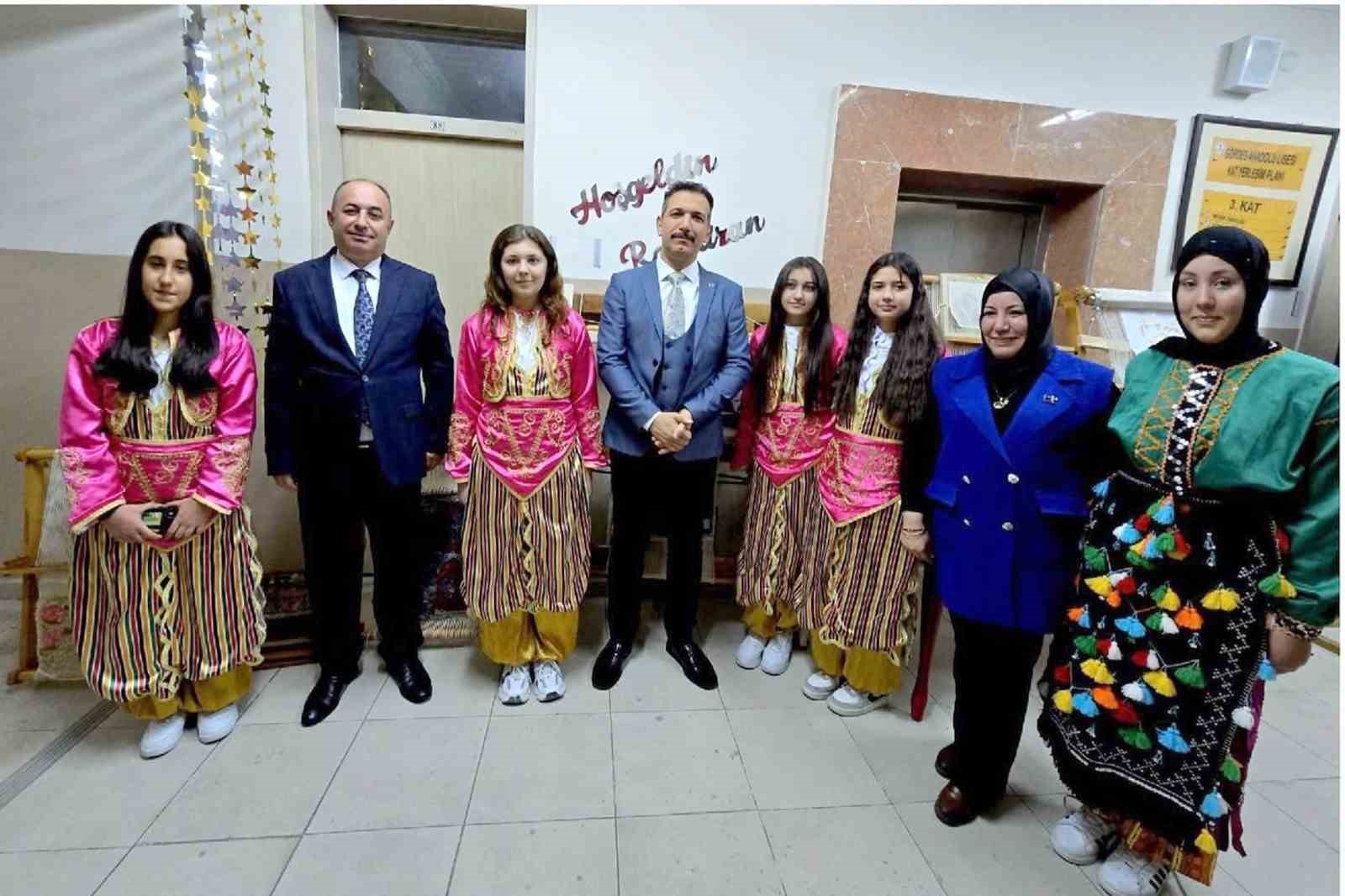 İl Müdürü Uğurelli öğrencilerle iftar sofrasında buluştu
