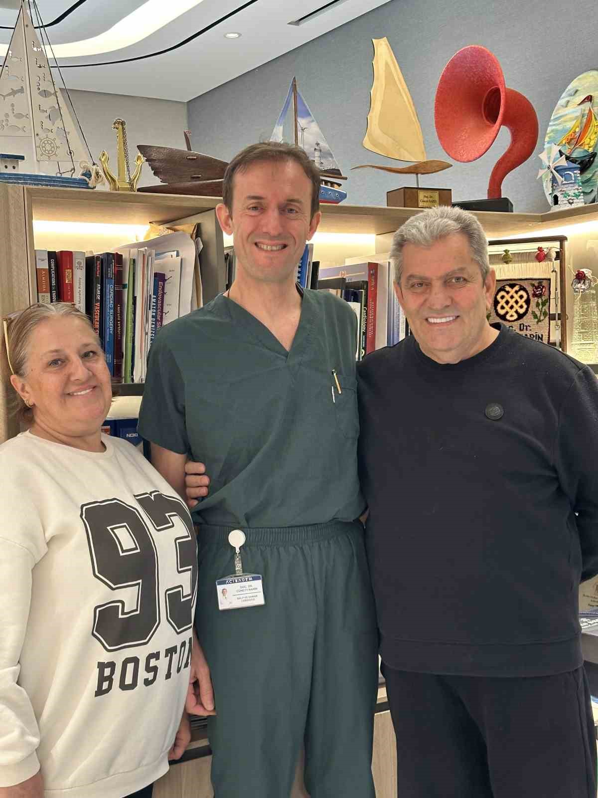 İlaç yazdırmaya gitti, kendisini ameliyat masasında buldu
İlaç yazdırmaya gitti, kendisini ameliyat masasında buldu