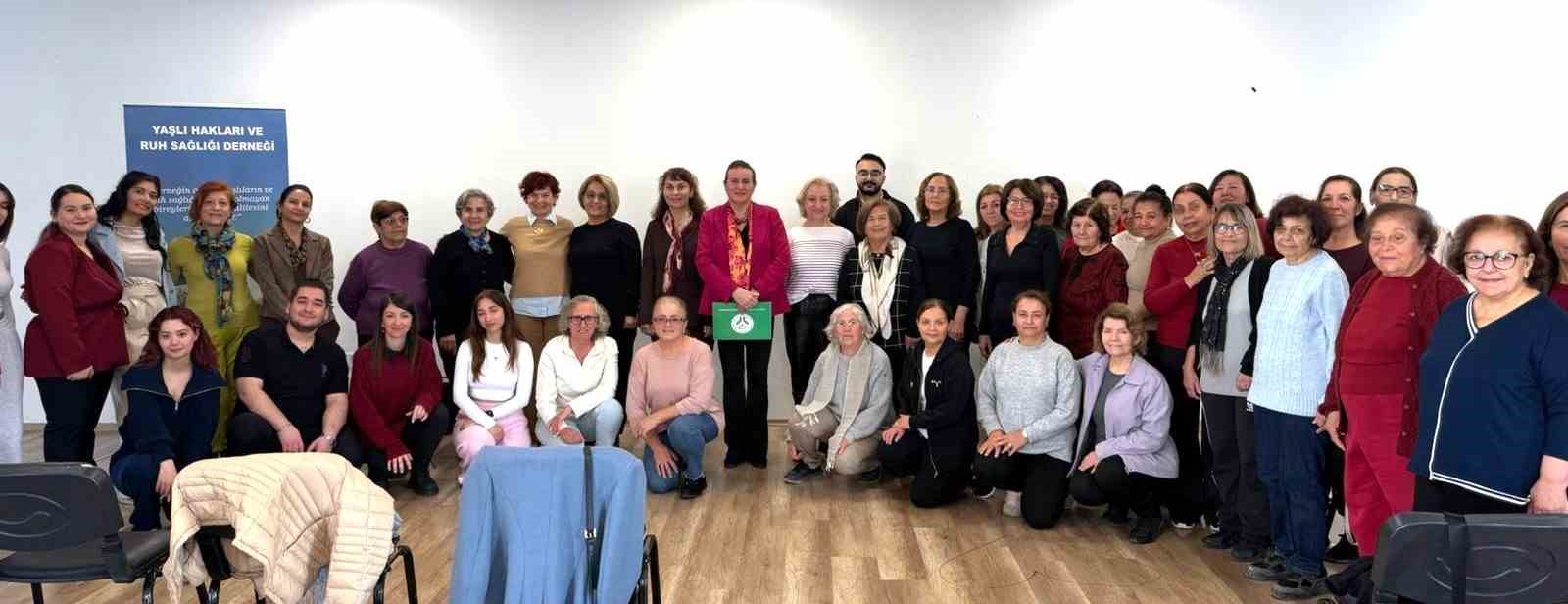 İleri yaş grubuna uygulamalı spor aktivitesi
